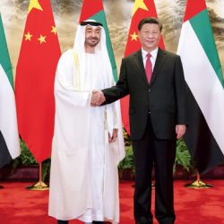 الشيخ محمد بن زايد يحضر جانبا من الحلقة الشبابية الإماراتية ــ الصينية