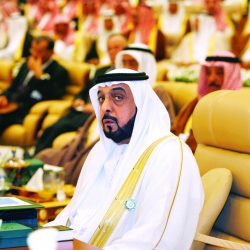 الشيخ محمد بن زايد يتلقى تعازي قادة الدول الشقيقة والصديقة في وفاة خليفة