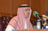 وزير الثقافة السعودية يلتقي المثقفين ويعد بتحقيق الكثير من مقترحاتهم