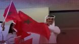 أمير قطر يحتفل بتأهل “أسود الأطلس” في كأس العالم رافعا علم المغرب