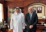 السفير يونس يطلع السفير السعودي في أبوظبي على تطورات الأوضاع في فلسطين