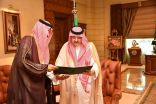 الأمير مشعل بن ماجد يطّلع على أعمال مكاتب الأحوال المدنية بـمحافظة جدة
