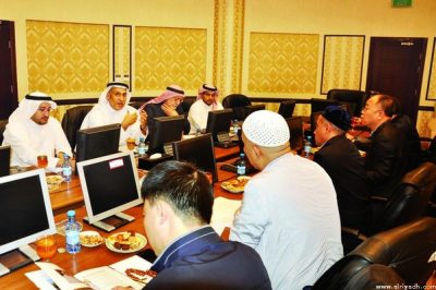 التنسيق مع مكاتب الحج لمناقشة ترتيبات ومتطلبات شؤون الحجاج القادمين