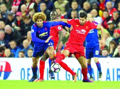 مواجهة منتظرة بين المضيف مانشستر يونايتد وغريمه التقليدي ليفربول،