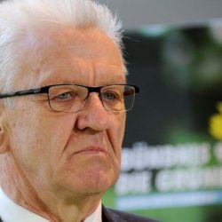 مسلحون  اقتحموا سجنا أمس الأربعاء في جنوب الفلبين وقتلوا حارسا وحرروا أكثر من 150 سجينا