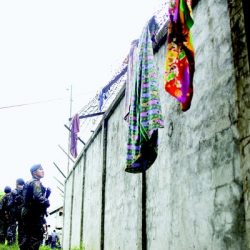 المحكمة  العسكرية  تدين الجندي الإسرائيلي  وهو يطلق النار على مهاجم فلسطيني مصاب،