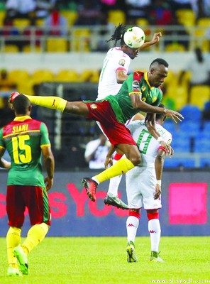 منتخب بوركينا فاسو لكرة القدم يحقق تعادلا ثمينا  مع نظيره الكاميروني