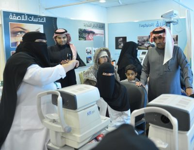 جناح الخدمات الطبية بوزارة الداخلية يقدم فحوصات طبية لزوار الجنادرية