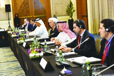 افتتح المنتدى الثاني للمالية العامة في الدول العربية في دبي