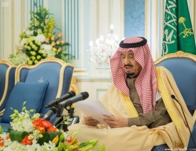 خادم الحرمين الشريفين  يستقبل ضيوف “الجنادرية 31” من الأدباء والمفكرين