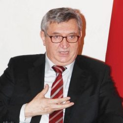 مهرجان ربيع مكة يستقطب الزوار من مكة وخارجها زيارة الرحالة الاسباني ووفدر مراكز الأحياء لمهرجان ربيع مكة