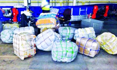 السفر بأمتعة مسطحة فقط في مطارات دبي