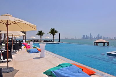 جزيرة السعادة في أبوظبي تشهد إقبالاً من الزوار لقضاء العطلات