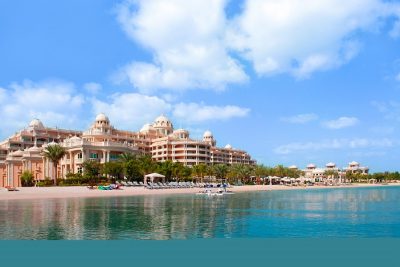 كيمبينسكي بالم جميرا ريزيدنس يطرح عروضاً خاصة بموسم الصيف خلال معرض سوق السفر العربي 2017