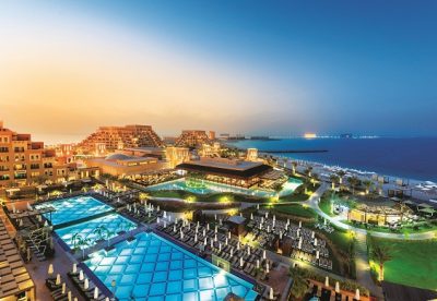 ريكسوس باب البحر  رأس الخيمة يطلق  إحتفالات “ماي فيست” 2017