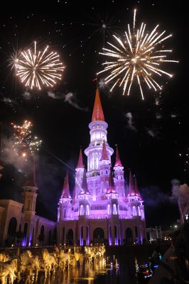 منتجع ارض الاساطير في انطاليا يستقبل اكثر من 5 الاف زائر يوميا