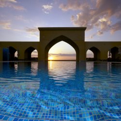 عروض خاصة لعطلات الصيف في فندق ريكسوس النخلة