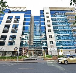 فندق سانت ريجيس أبوظبي يطلق مهرجان المأكولات البحرية في “فيلا توسكانا “