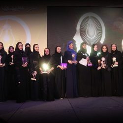 “قصر الامارات” يحتفي بموسم الأعياد  فعاليات احتفالية وعروض مبهرة للألعاب النارية