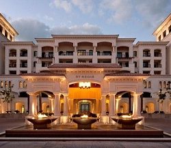 عش تجربة الفخامة لعامٍ كامل مع فندق “جنة – بلايس دبي مارينا”