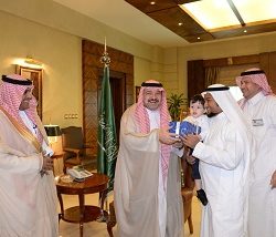 محمد بن راشد يتوج بطل كأس سموه للقدرة