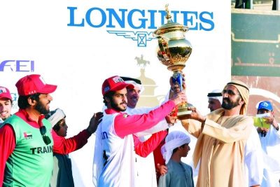 محمد بن راشد يتوج بطل كأس سموه للقدرة