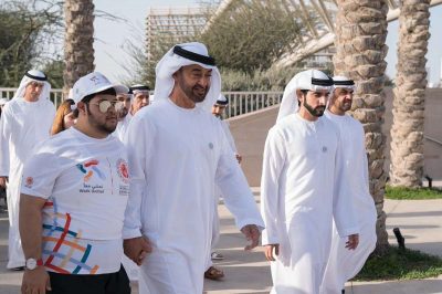 الشيخ محمد بن زايد وحمدان بن محمد يشاركان في مبادرة “نمشي معا”
