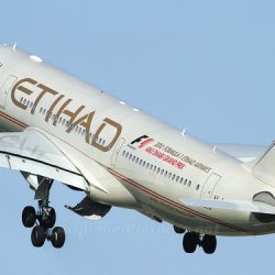 «اقتصادية دبي» توفر خدماتها على مدار اليوم بمطار دبي