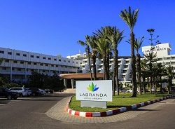 البنك الأفريقي للتنمية يشيد بإصلاحات “محمد السادس” ويمنح المغرب 2 مليار دولار من المساعدات