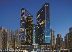 مبادرة خيرية لتُقدِيم وجبات ل300 سائق أجرة  في فندق “إم داون تاون من ميلينيوم ” بدبي