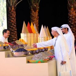 شخصيات إعلامية ورجال أعمال يزورون فعالية «المغرب في أبوظبي»