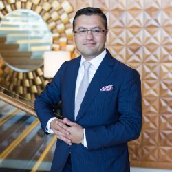 مليارا يورو لتطوير «ديزني لاند باريس»