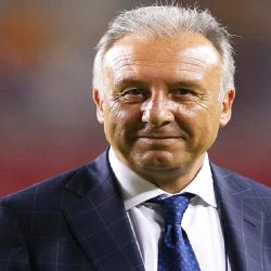 خيول جودلفين تسجل رباعية في السباق التاسع للكرنفال في ميدان