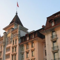 سافر مع إيقاع الطبول الافريقية  في حديقة الإمارات للحيوانات