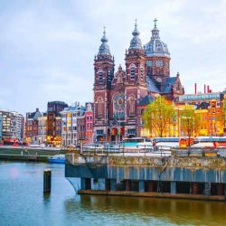 مكة المكرمة والمدينة المنورة من أفضل الوجهات السياحية في رمضان