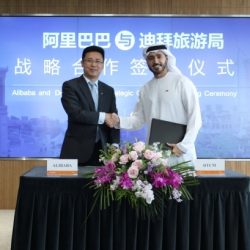 نخيل تقدم لسياح دبي وسكانها قبة كريستال وشلالات وأطول المسابح في العالم