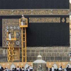 ضيوف الرحمن يتوافدون إلى صعيد عرفات الطاهر