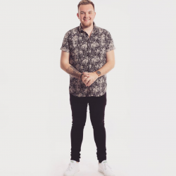 أمسيات ترفيهية على أنغام الموسيقى الحيّة   في “بودا-بار  بيتش” سانت ريجيس السعديات