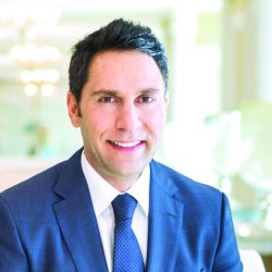 «الشارقة الدولي للكتاب» يستضيف نخبة من الأدباء العرب بدورته الـ37