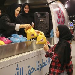 الشيخ عبدالله بن زايد يفتتح معرض «الشيخ زايد وأوروبا : رحلة» بصرح زايد في أبوظبي