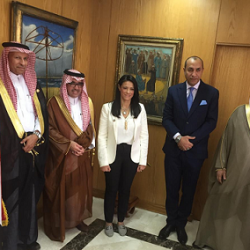 الفنانة امل علم تتأهل في مسابقة الإبداع العربي بلندن