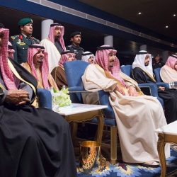 الجنادرية تستقبل آلاف الزوار في يومها الثاني