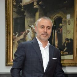 عشاء للذواقة على  طاولة ” بارك سوشال تيبل  ”  بفندق بارك حياة ابوظبي