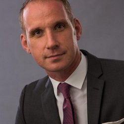 مهرجان انعكاس يستعرض جماليات الأدب والشعر