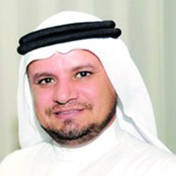 محمد صلاح يتسلُّم جائزة محمد بن راشد للإبداع