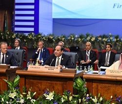 أمسية شعرية للشاعر يعقوب بأدبي جدة