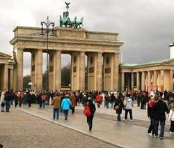 الفنانة أيتن عامر تكشف تفاصيل مشاركتها في الماراثون الرمضاني المقبل