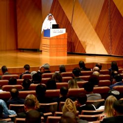 معرض دبي العالمي للقوارب بنسخته الـ27 بإضاءة بريطانية