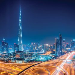 بنوك الإمارات الأولى عربياً في التسهيلات الائتمانية