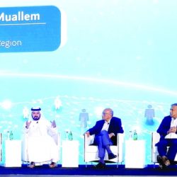 وزير البيئة والمياه والزراعة يتفقد ميدانياً  مشروعات المنظومة ويلتقي المستفيدين في الباحة